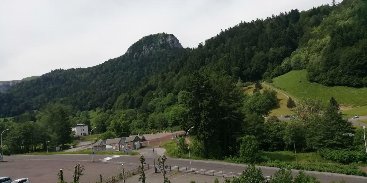 La Montille Esterno foto
